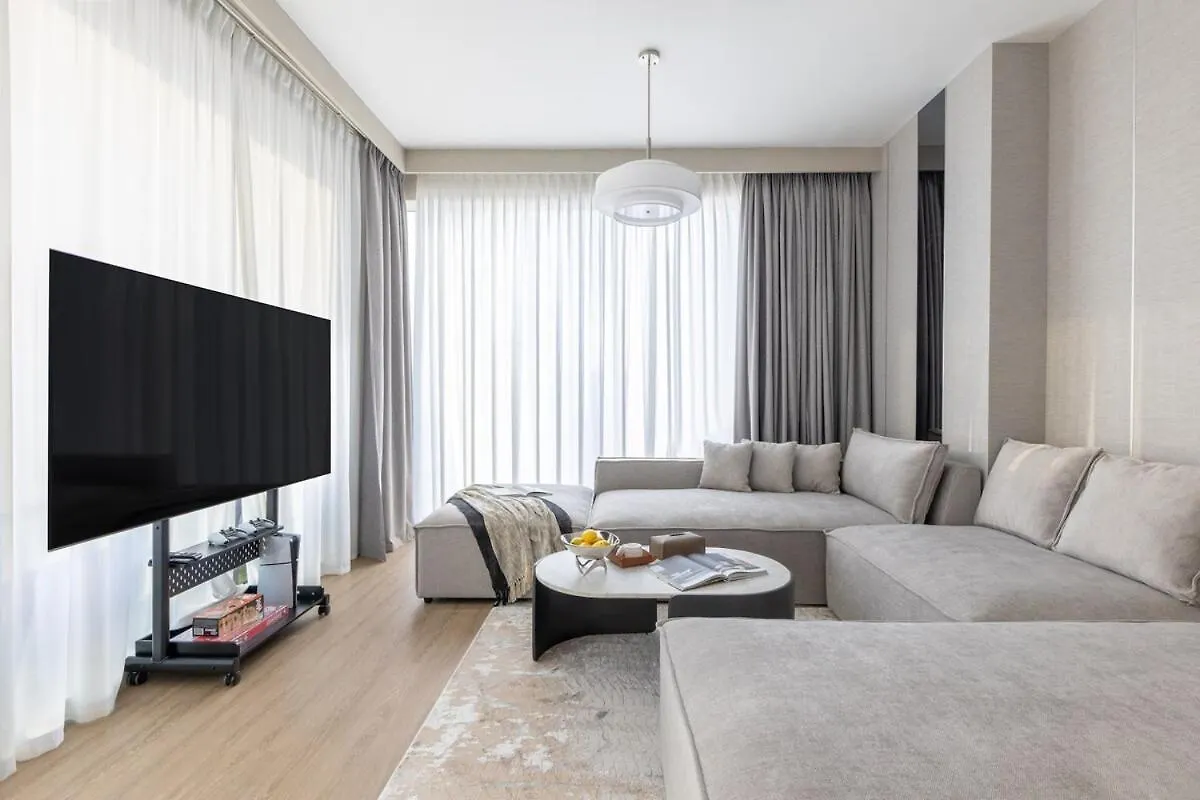 Luxury 4Br Prime Downtown Stay Dubai