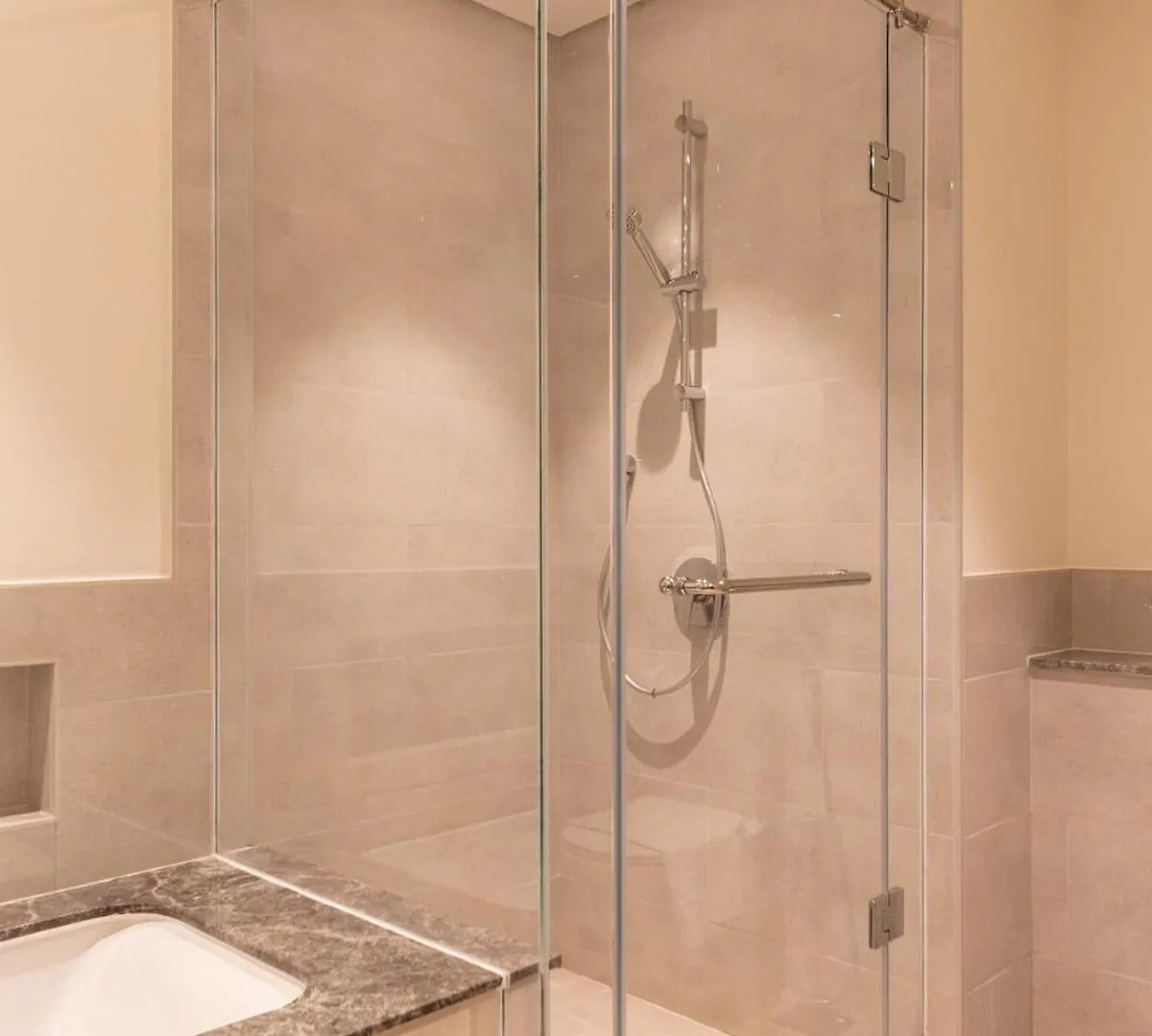 Luxury 4Br Prime Downtown Stay Dubai Apartment