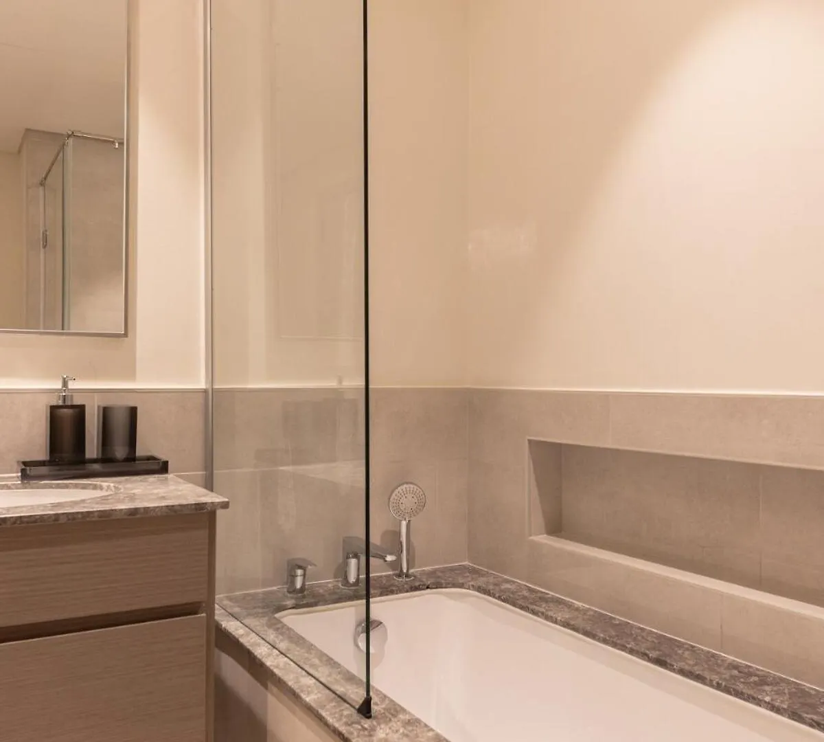 Apartment Luxury 4Br Prime Downtown Stay Dubai